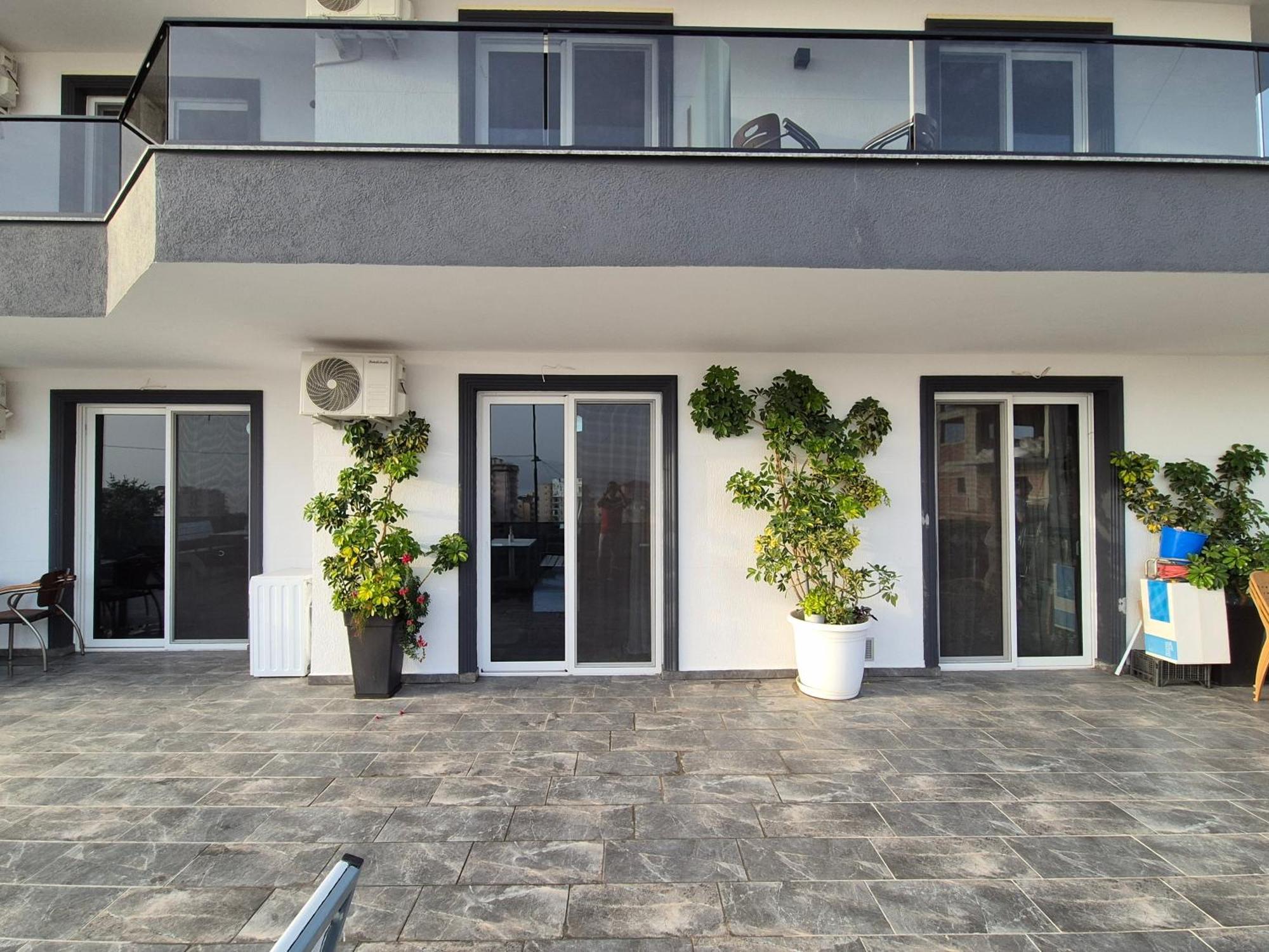Flore Rooms Sarandë Exterior foto
