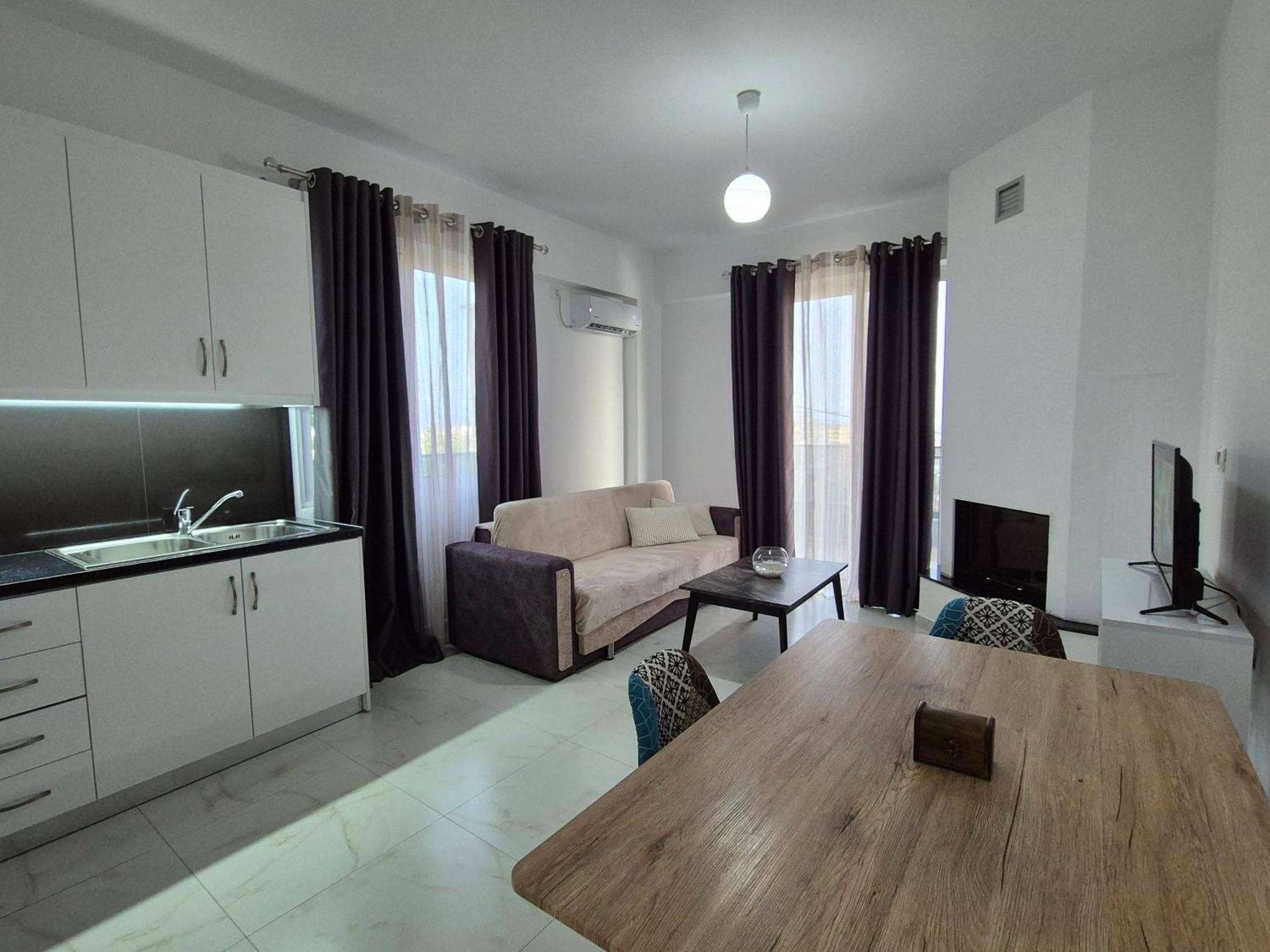 Flore Rooms Sarandë Exterior foto